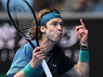 取得突破的 取得突破的