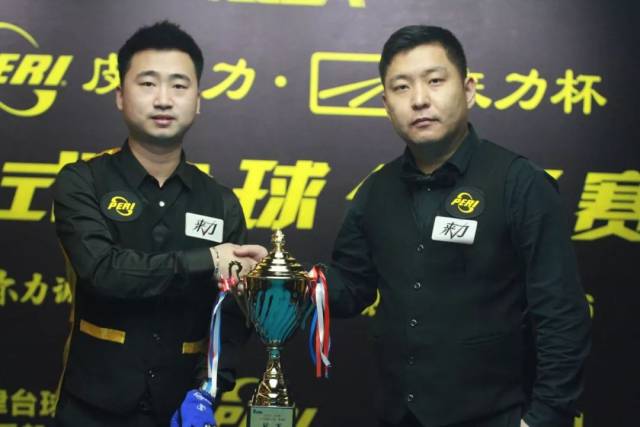 从混乱中拉 从混乱中拉