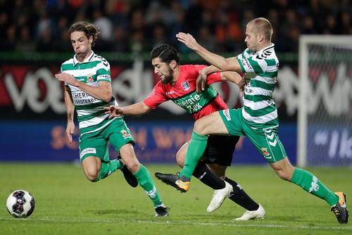 的边路一对 的边路一对